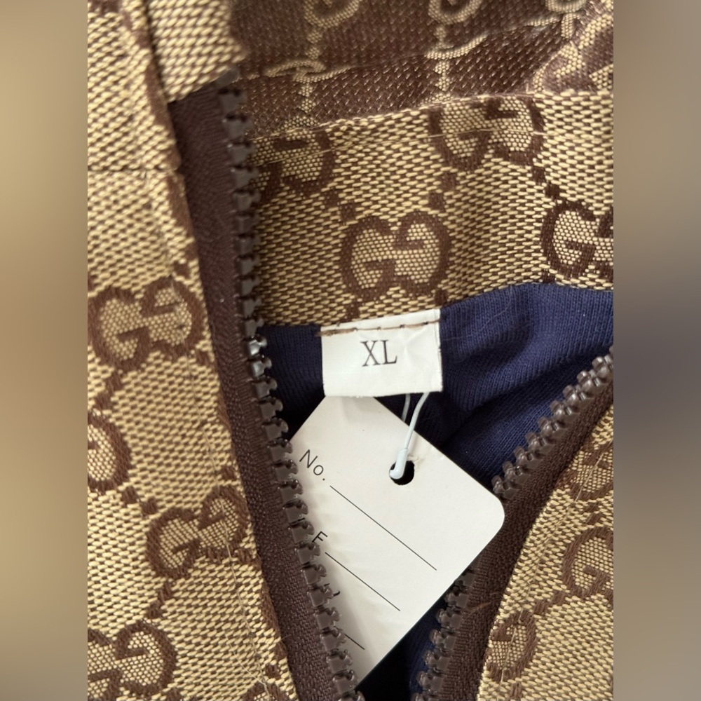 Gucci 🐾 Monogram Dog Jacket in Tan and Green - Picture 9 of 10